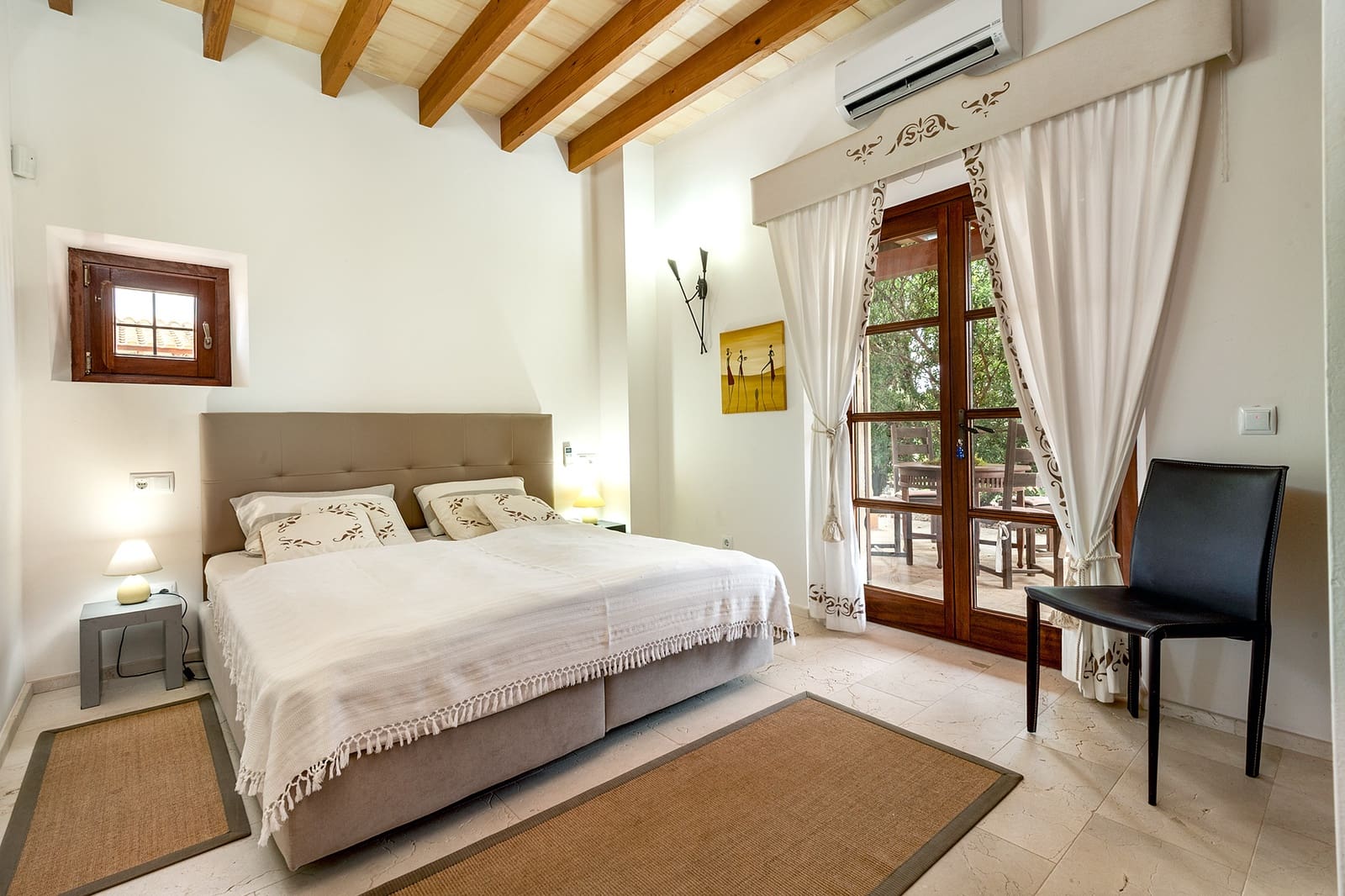 6 soveværelse Finca/Landehus til salg i Portocolom med swimmingpool - € 4.150.000 (Ref: 9708131)