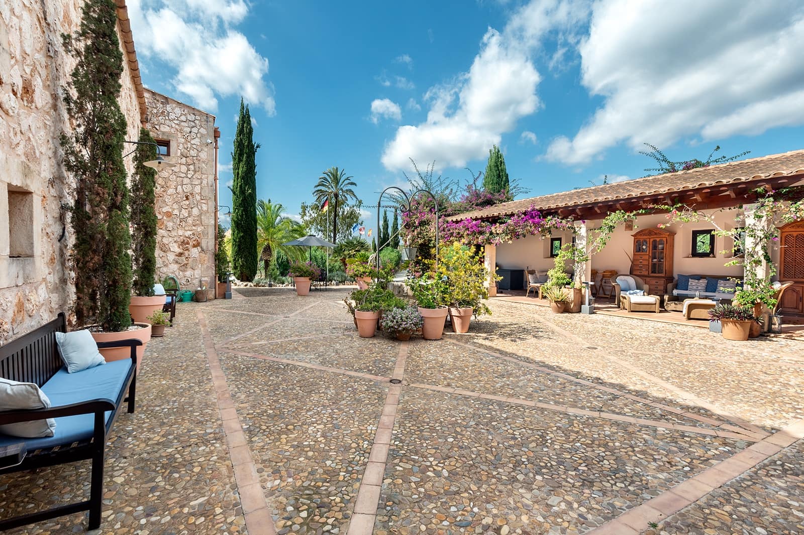 6 soveværelse Finca/Landehus til salg i Portocolom med swimmingpool - € 4.150.000 (Ref: 9708131)