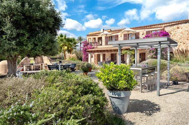 6 soveværelse Finca/Landehus til salg i Portocolom, Felanitx med swimmingpool - € 4.150.000 (Ref: 9708131)