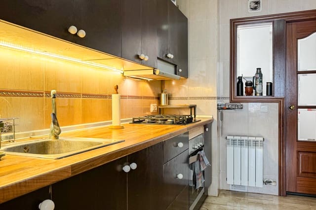 3 soveværelse Lejlighed til salg i Cala Ratjada, Capdepera - € 370.000 (Ref: 9723522)