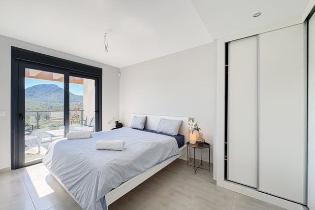 2 makuuhuone Huoneisto myytävänä paikassa Font de Sa Cala / Font de La Cala, Capdepera mukana uima-altaan - 765 000 € (Ref: 9729452)