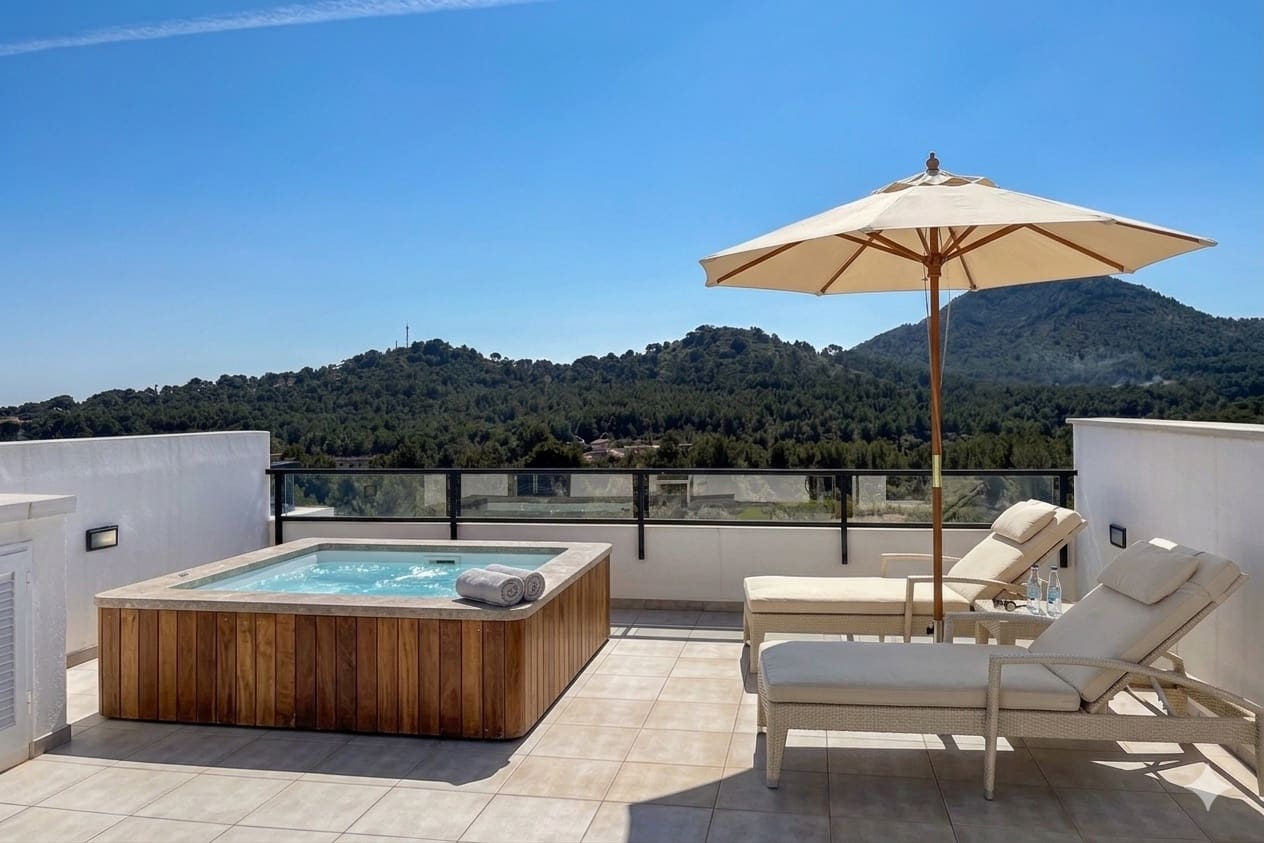 2 makuuhuone Huoneisto myytävänä paikassa Font de Sa Cala / Font de La Cala mukana uima-altaan - 545 000 € (Ref: 9729452)