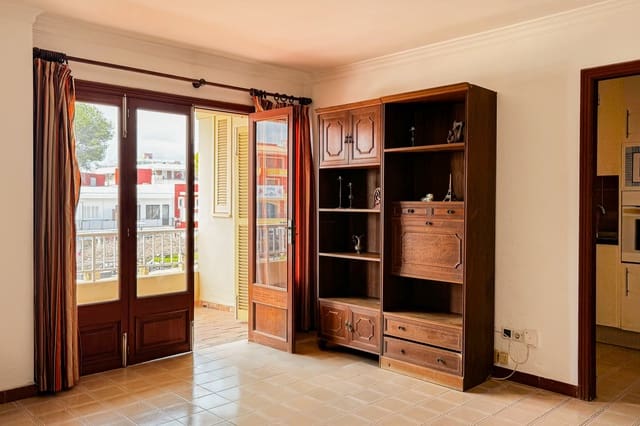 2 bedroom Apartment for sale in Cala Ratjada, Capdepera - € 370,000 (Ref: 9734016)