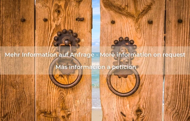 Commercial for rent in Cala Ratjada, Capdepera with garage - € 4,300 (Ref: 9761290)