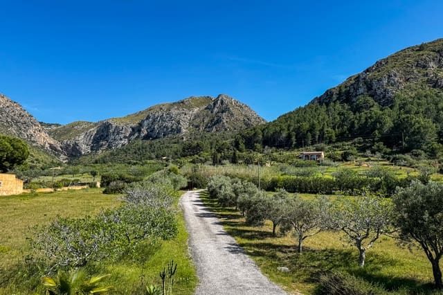 Finca/Casa Rural de 5 habitaciones en Colonia de Sant Pere / Colonia de San Pedro, Artà en alquiler con garaje - 3.500 € (Ref: 9808573)