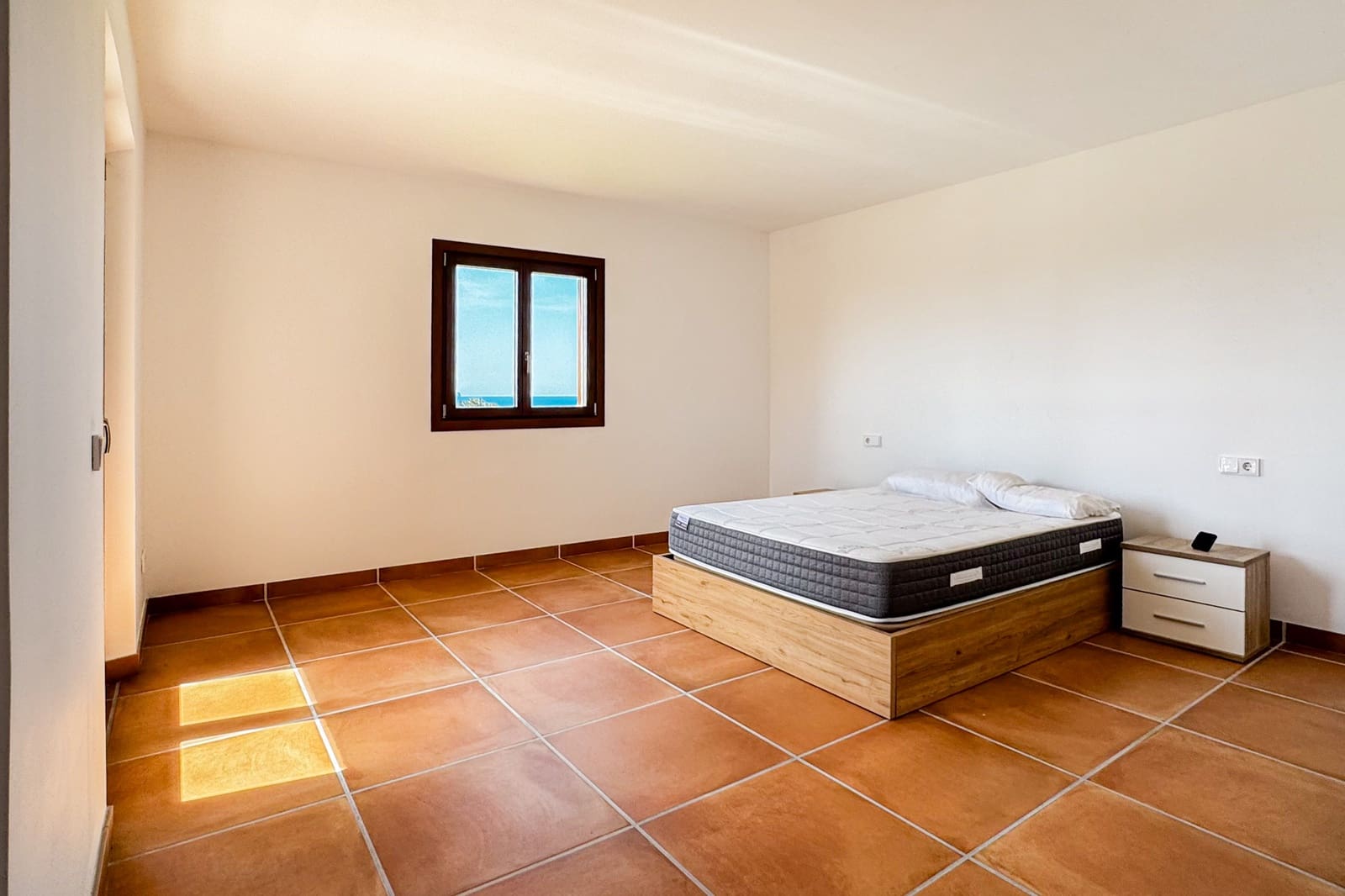 Finca/Casa Rural de 5 habitaciones en Colonia de Sant Pere / Colonia de San Pedro en alquiler con garaje - 3.500 € (Ref: 9808573)