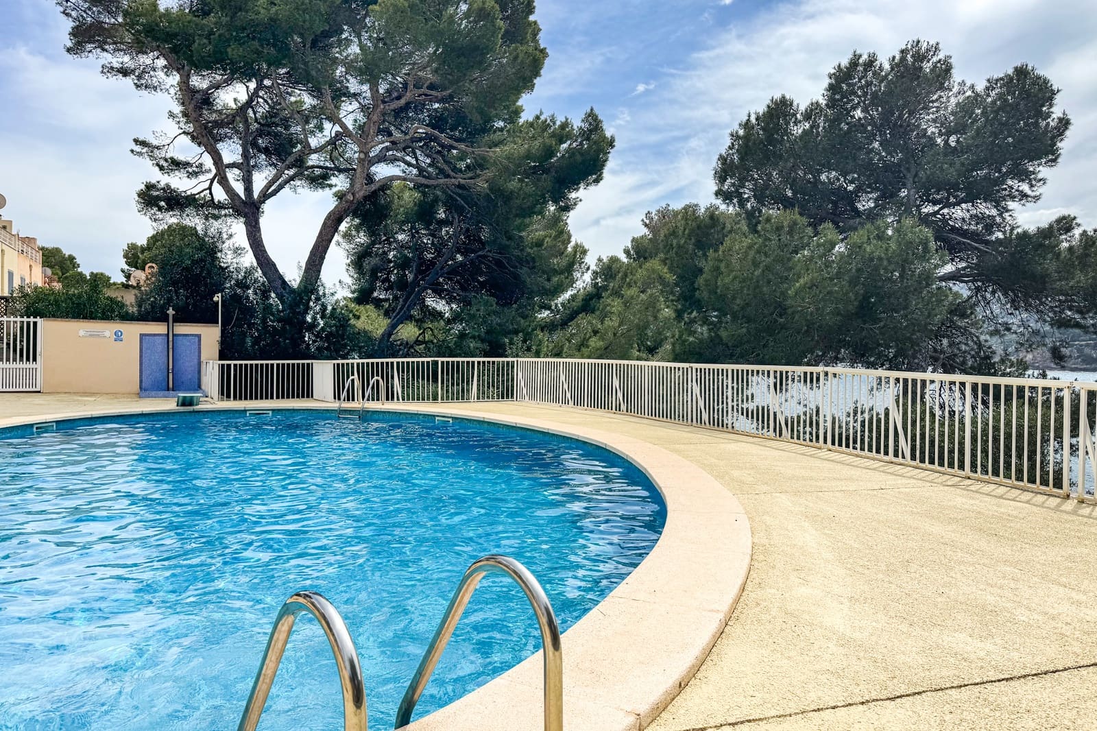 2 quarto Apartamento para venda em Canyamel com piscina - 425 000 € (Ref: 9818785)