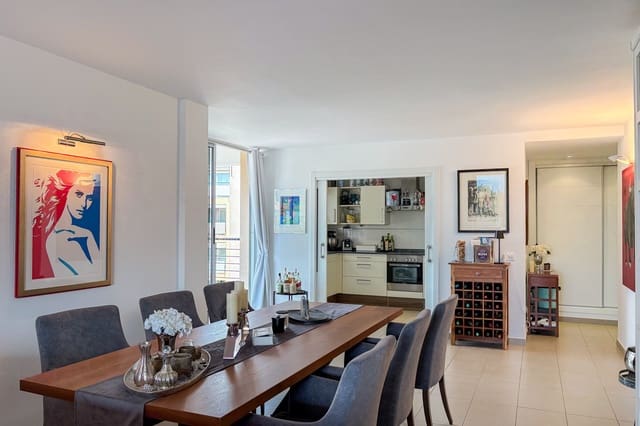 3 soveværelse Lejlighed til salg i Cala Ratjada, Capdepera med swimmingpool garage - € 649.000 (Ref: 9824212)