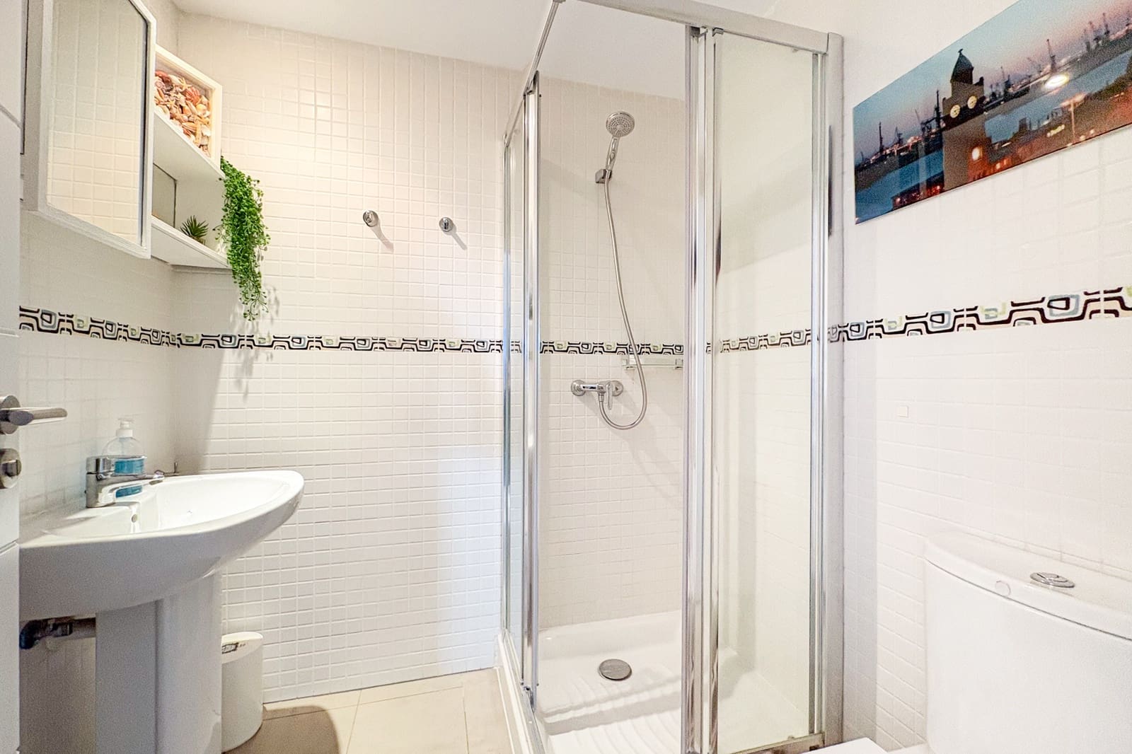 3 sypialnia Apartament na sprzedaż w Cala Ratjada z basenem garażem - 649 000 € (Ref: 9824212)