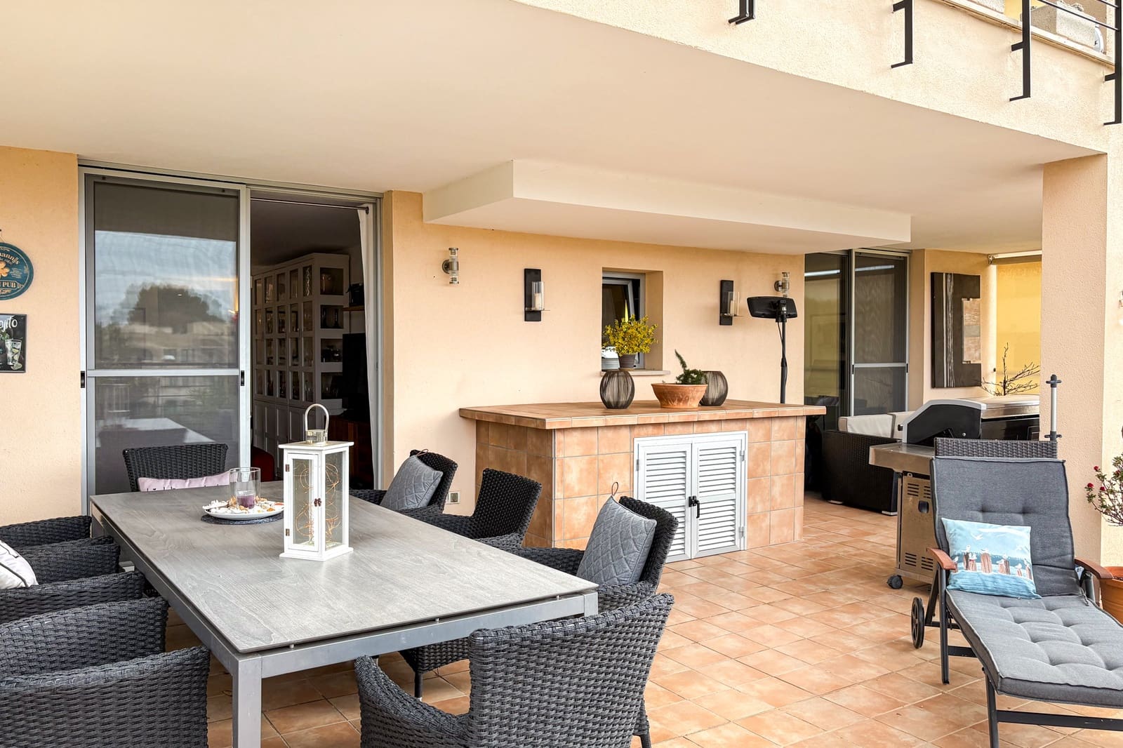 3 sypialnia Apartament na sprzedaż w Cala Ratjada z basenem garażem - 649 000 € (Ref: 9824212)