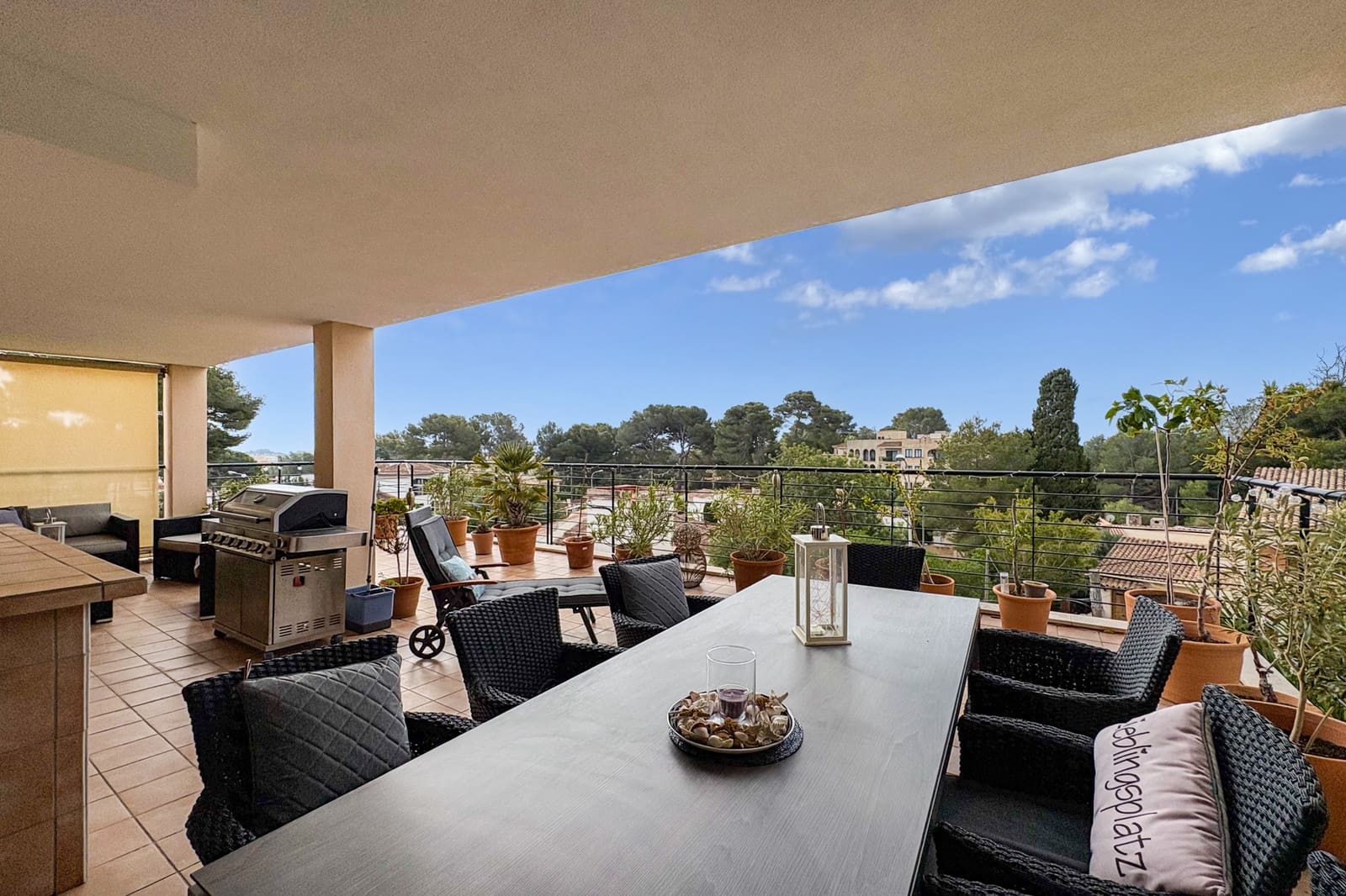 3 sypialnia Apartament na sprzedaż w Cala Ratjada z basenem garażem - 649 000 € (Ref: 9824212)