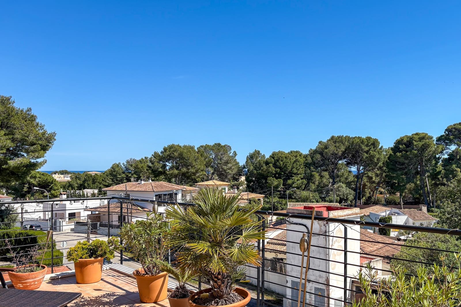 3 sypialnia Apartament na sprzedaż w Cala Ratjada z basenem garażem - 649 000 € (Ref: 9824212)