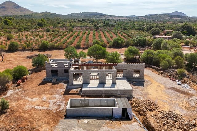 4 slaapkamer Finca/Landhuis te koop in Artà met zwembad - € 1.850.000 (Ref: 9858872)