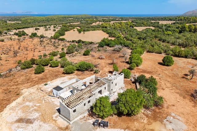 4 slaapkamer Finca/Landhuis te koop in Artà met zwembad - € 1.850.000 (Ref: 9858872)
