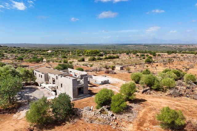 4 slaapkamer Finca/Landhuis te koop in Artà met zwembad - € 1.850.000 (Ref: 9858872)