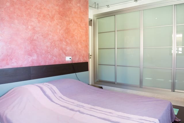 2 soveværelse Lejlighed til leje i Cala Ratjada, Capdepera med garage - € 1.500 (Ref: 9891221)