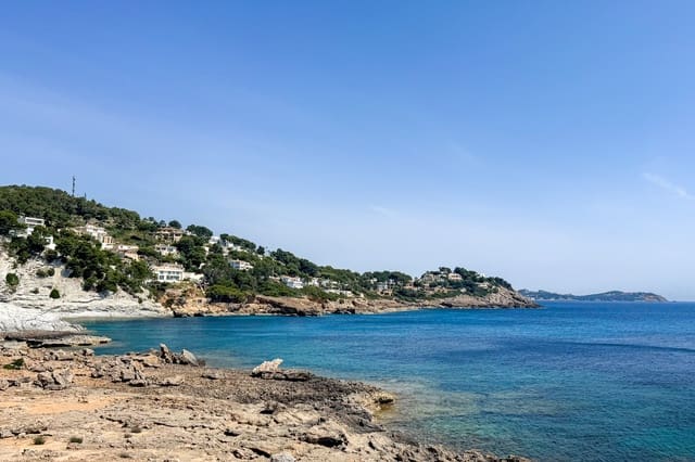 Ubebygd land til salgs i Capdepera - € 1 200 000 (Ref: 9891222)