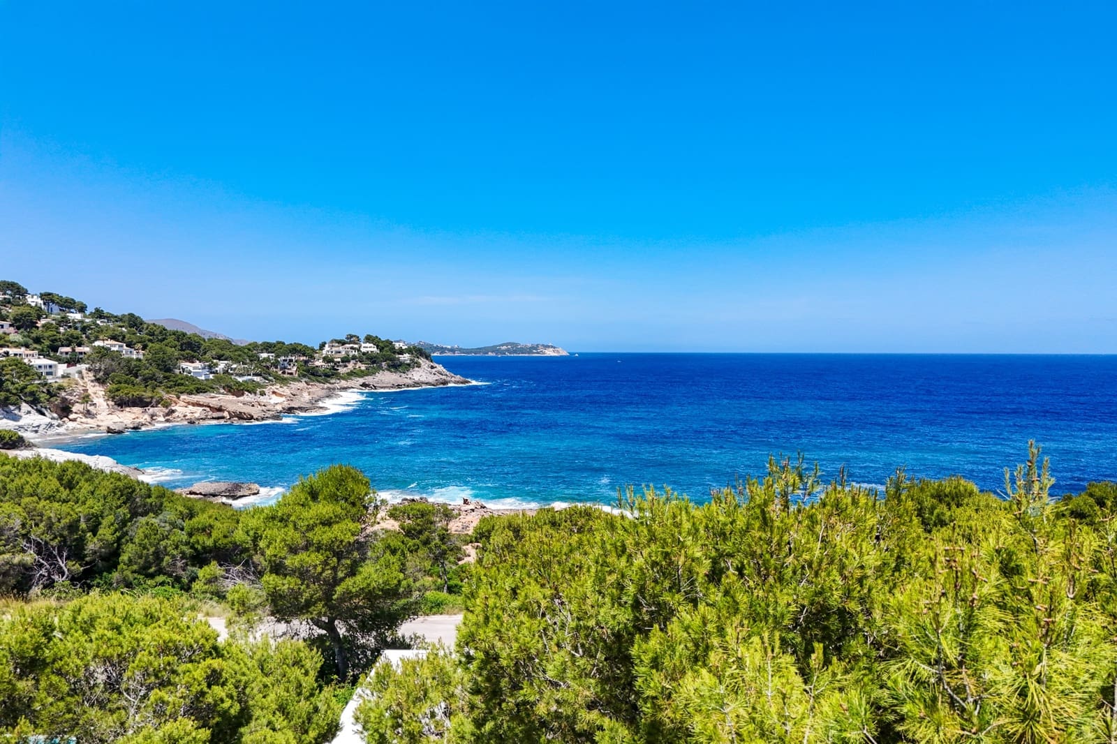 Ubebygd land til salgs i Capdepera - € 1 200 000 (Ref: 9891222)