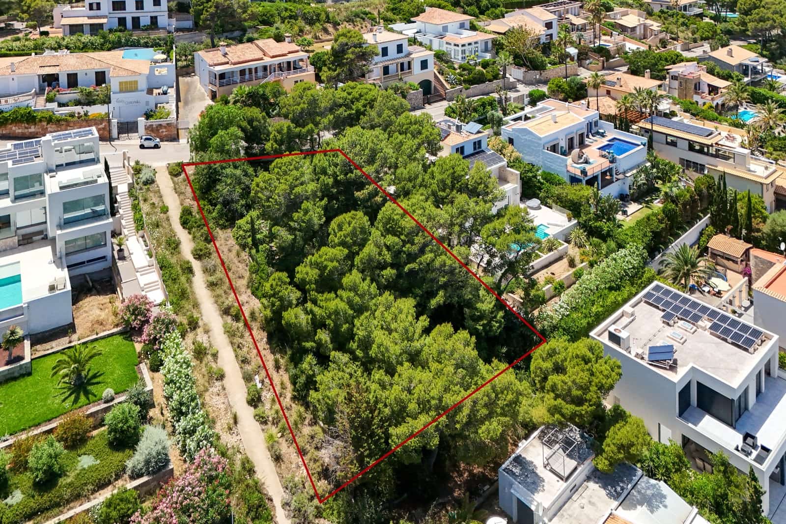 Ubebygd land til salgs i Capdepera - € 1 200 000 (Ref: 9891222)