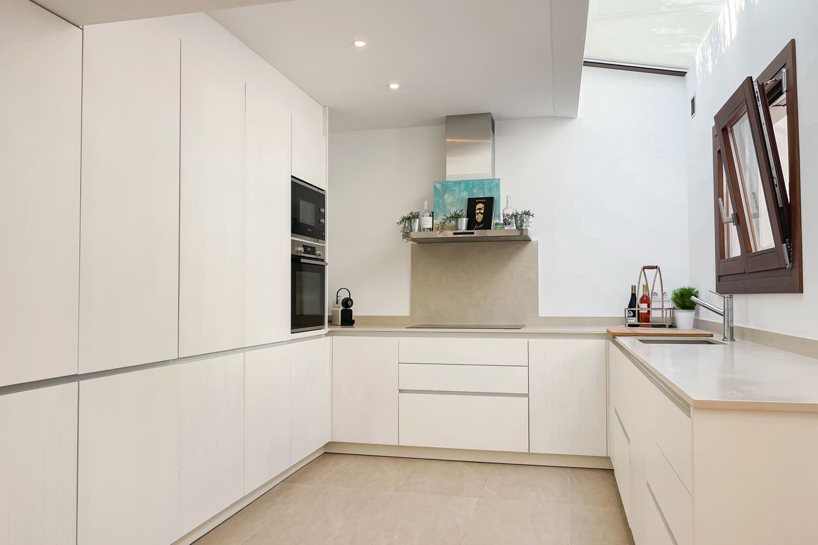 3 soverom Leilighet til leie i Son Servera - € 1 500 (Ref: 9892969)