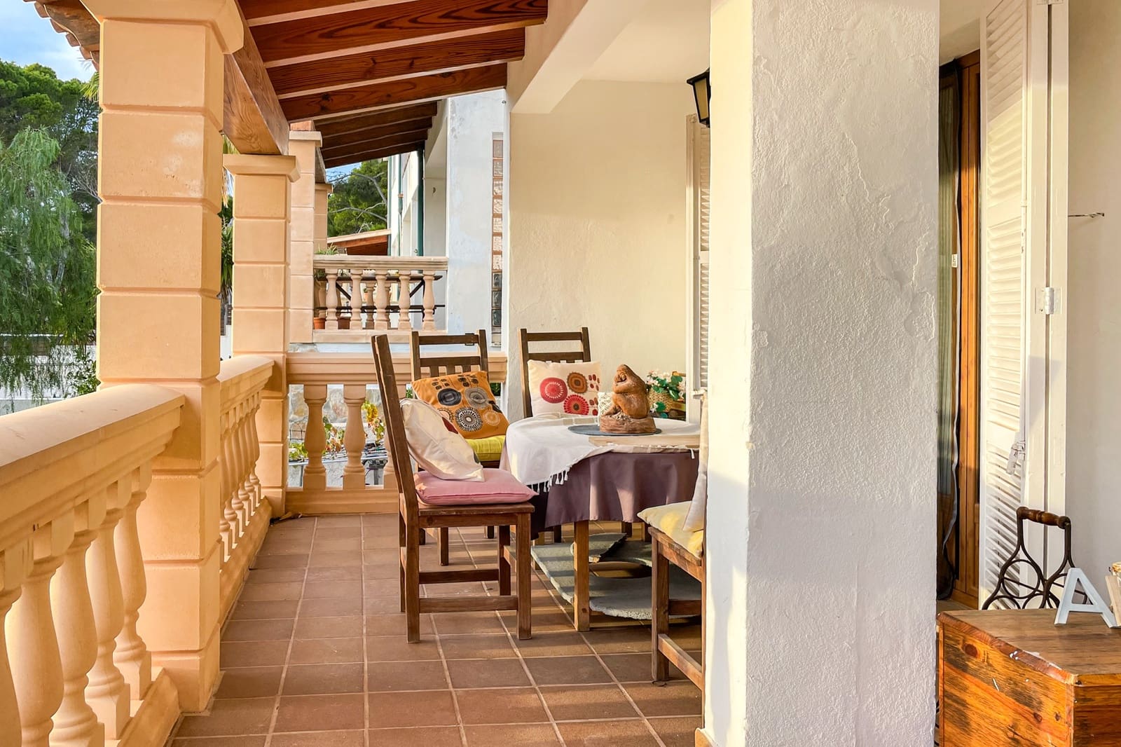 5 bedroom Townhouse for sale in Cala Ratjada with pool - € 599,000 (Ref: 9914837)