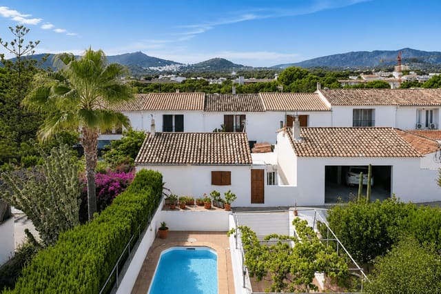 5 bedroom Townhouse for sale in Cala Ratjada, Capdepera with pool garage - € 599,000 (Ref: 9914837)