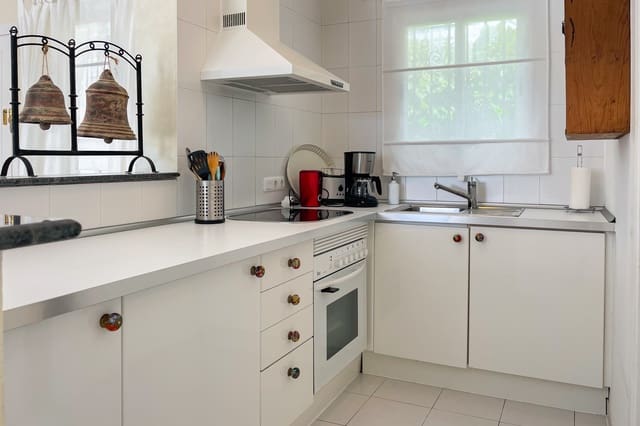 2 soverom Leilighet til salgs i Font de Sa Cala / Font de La Cala, Capdepera med svømmebasseng - € 400 000 (Ref: 9919001)
