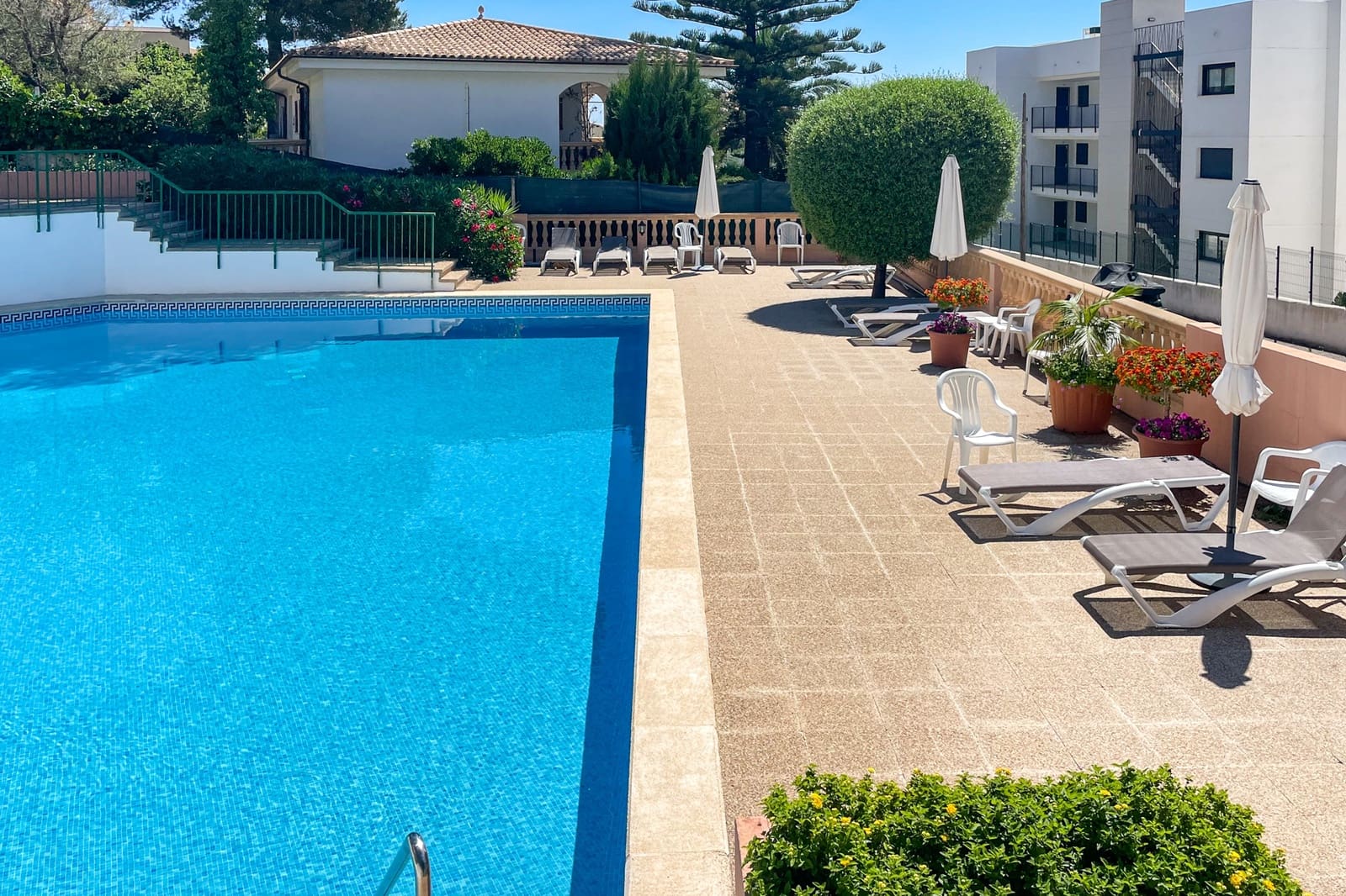 2 soveværelse Lejlighed til salg i Font de Sa Cala / Font de La Cala med swimmingpool - € 400.000 (Ref: 9919001)