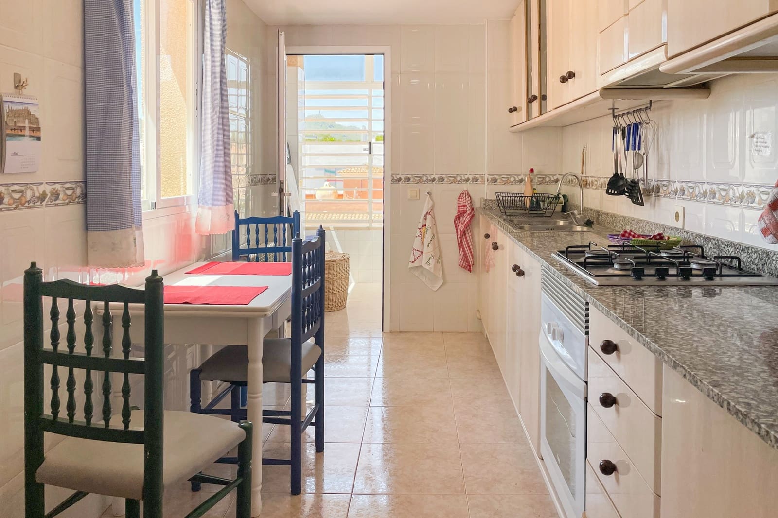 3 slaapkamer Appartement te koop in Cala Ratjada met garage - € 350.000 (Ref: 9922880)