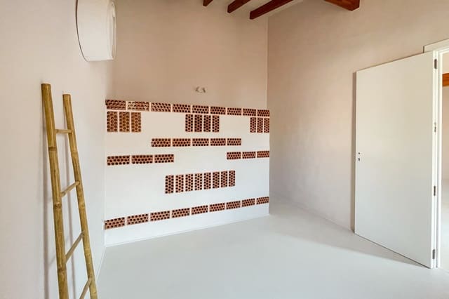 2 quarto Apartamento para arrendar em Capdepera - 1 800 € (Ref: 9975834)