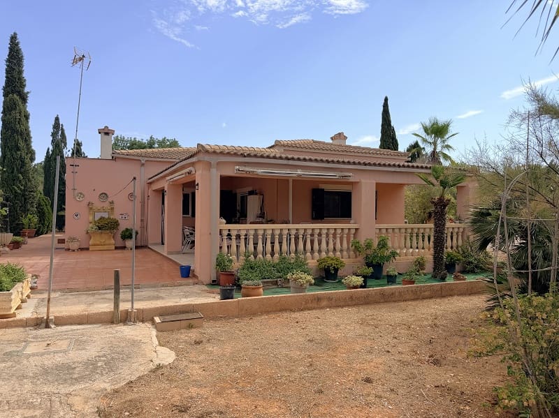 4 sovrum Finca/Hus på landet till salu i Llucmajor med garage - 895 000 € (Ref: 10009613)