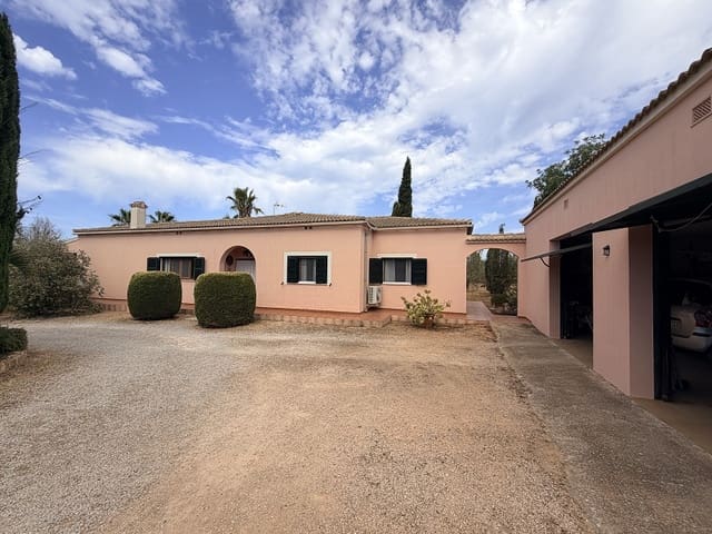 4 sovrum Finca/Hus på landet till salu i Llucmajor med garage - 895 000 € (Ref: 10009613)