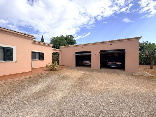 4 sovrum Finca/Hus på landet till salu i Llucmajor med garage - 895 000 € (Ref: 10009613)