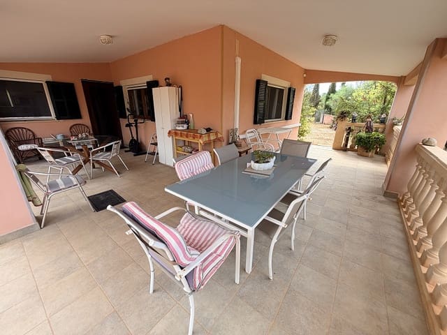 4 sovrum Finca/Hus på landet till salu i Llucmajor med garage - 895 000 € (Ref: 10009613)