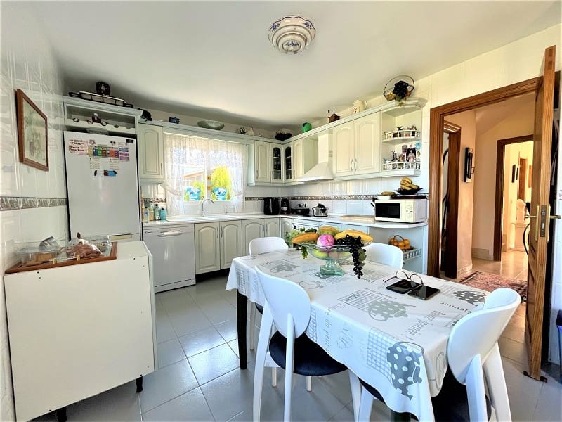 3 sypialnia Willa na sprzedaż w Llucmajor z basenem garażem - 1 450 000 € (Ref: 7260503)