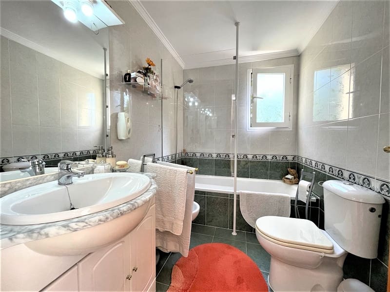 3 sypialnia Willa na sprzedaż w Llucmajor z basenem garażem - 1 450 000 € (Ref: 7260503)