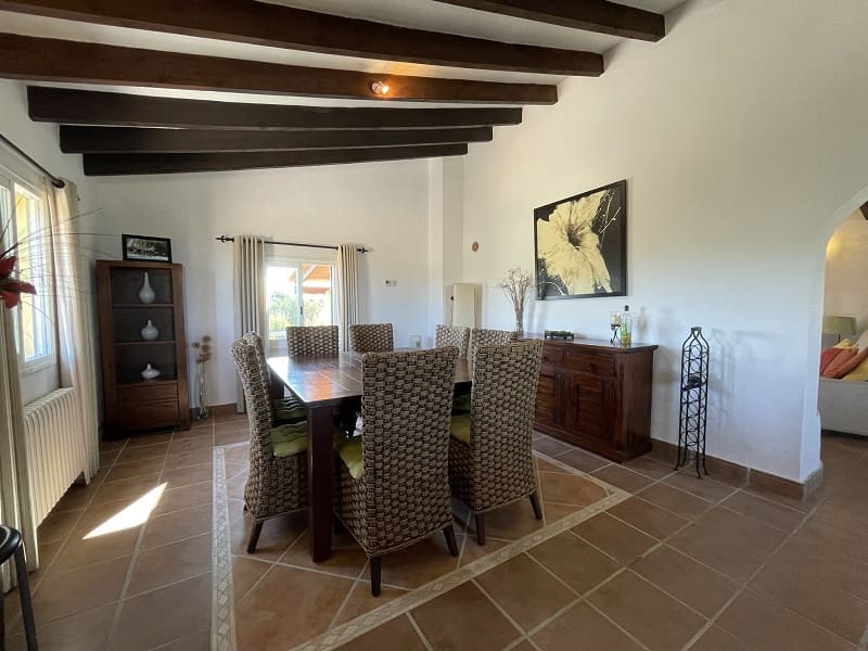 4 soveværelse Finca/Landehus til salg i Llucmajor med swimmingpool garage - € 1.395.000 (Ref: 7830619)