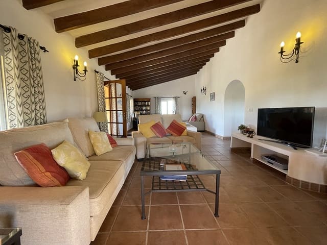 4 soveværelse Finca/Landehus til salg i Llucmajor med swimmingpool garage - € 1.395.000 (Ref: 7830619)