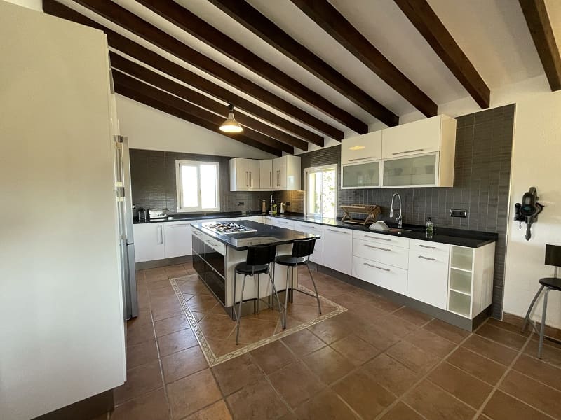 4 soveværelse Finca/Landehus til salg i Llucmajor med swimmingpool garage - € 1.395.000 (Ref: 7830619)