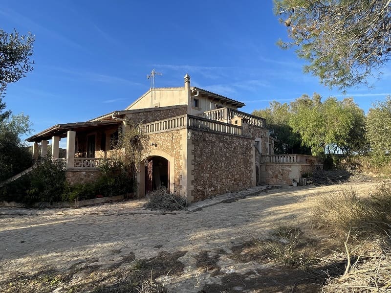 4 chambre Finca/Maison de Campagne à vendre à Campos avec piscine garage - 870 000 € (Ref: 8012475)