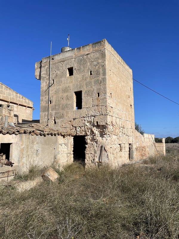 4 soveværelse Finca/Landehus til salg i Campos med garage - € 560.000 (Ref: 8034717)