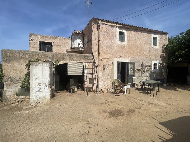 4 bedroom Finca/Country House for sale in Porreres with garage - € 450,000 (Ref: 8423705)