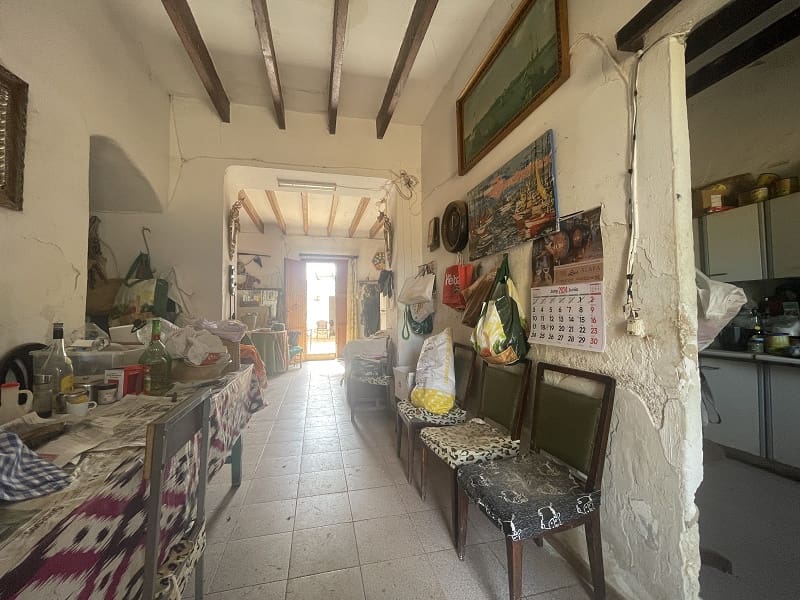 4 bedroom Finca/Country House for sale in Porreres with garage - € 450,000 (Ref: 8423705)