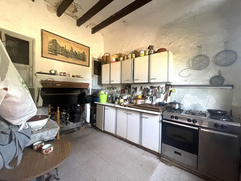 4 bedroom Finca/Country House for sale in Porreres with garage - € 450,000 (Ref: 8423705)