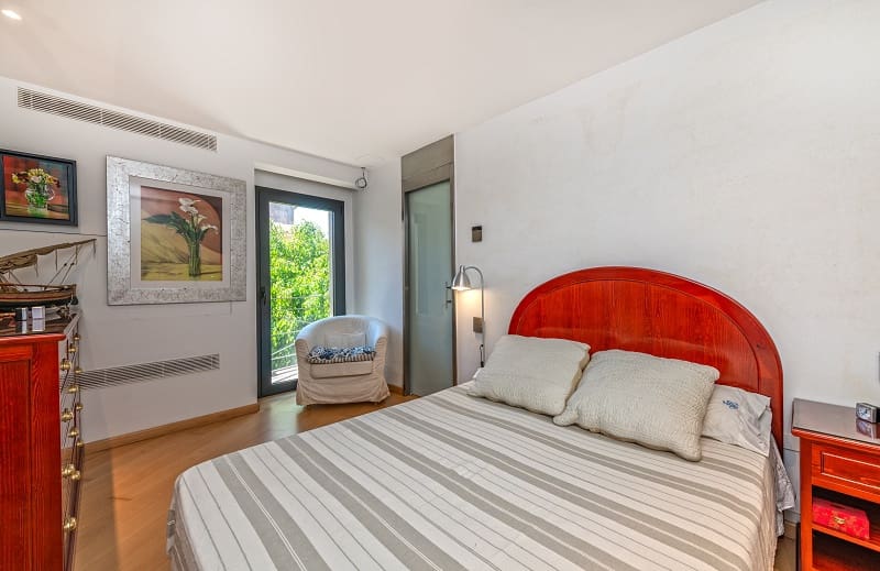 3 bedroom Townhouse for sale in Porreres with garage - € 698,000 (Ref: 8434823)