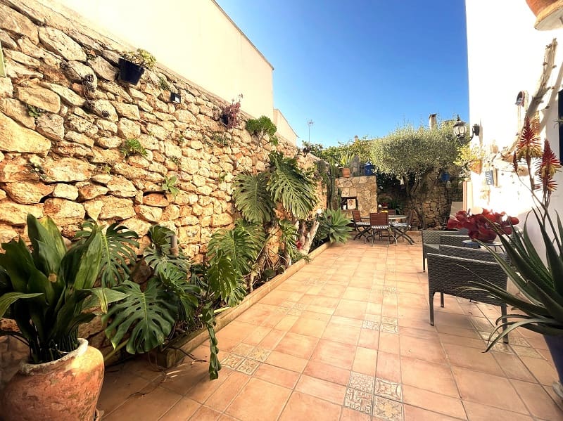 2 bedroom Townhouse for sale in Porreres - € 480,000 (Ref: 9656944)