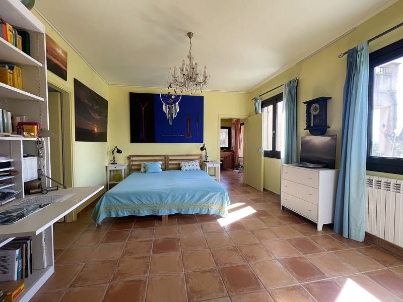 4 bedroom Finca/Country House for sale in Porreres with pool garage - € 1,700,000 (Ref: 9703330)