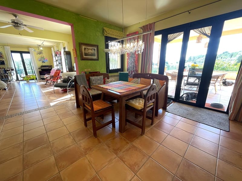 4 bedroom Finca/Country House for sale in Porreres with pool garage - € 1,700,000 (Ref: 9703330)