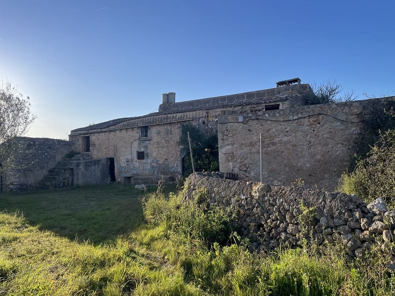 4 bedroom Finca/Country House for sale in Manacor with garage - € 1,300,000 (Ref: 9755030)