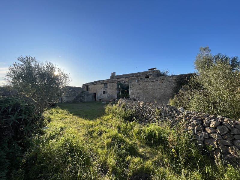 4 bedroom Finca/Country House for sale in Manacor with garage - € 1,300,000 (Ref: 9755030)